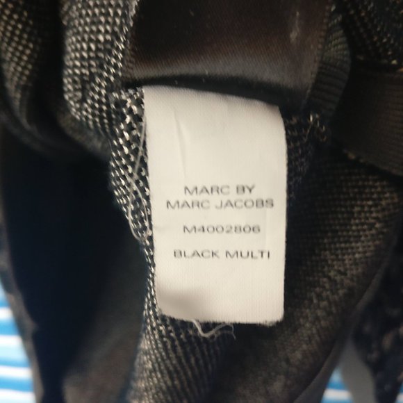 Marc by Marc Jacobs Animal Print Long Sleeve Raglan Crewneck Ribbed Knit Sweater - Picture 6 of 7